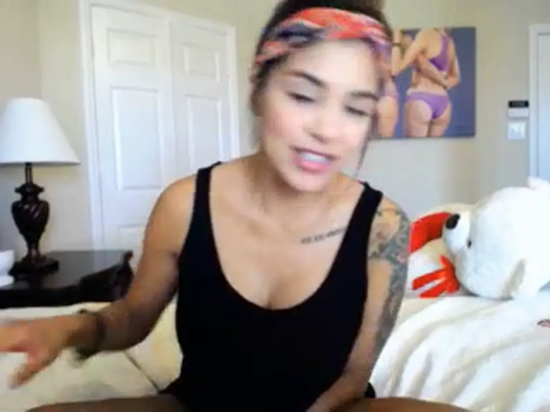 SkylerLo show preview