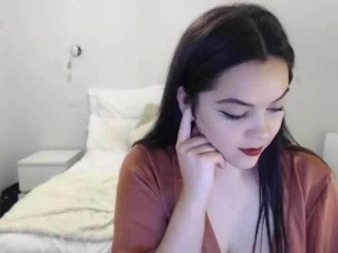 FenellaFox show preview