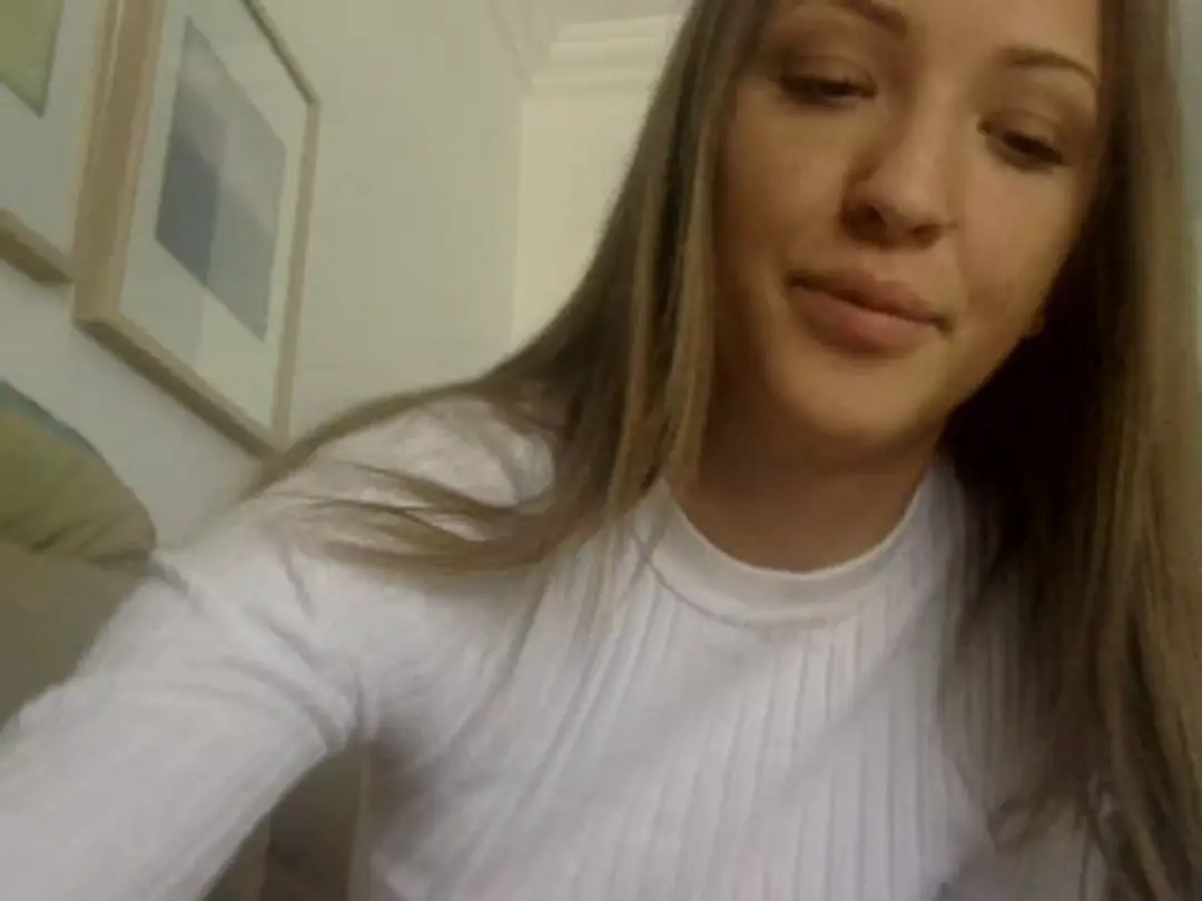 MissBeccaz show preview