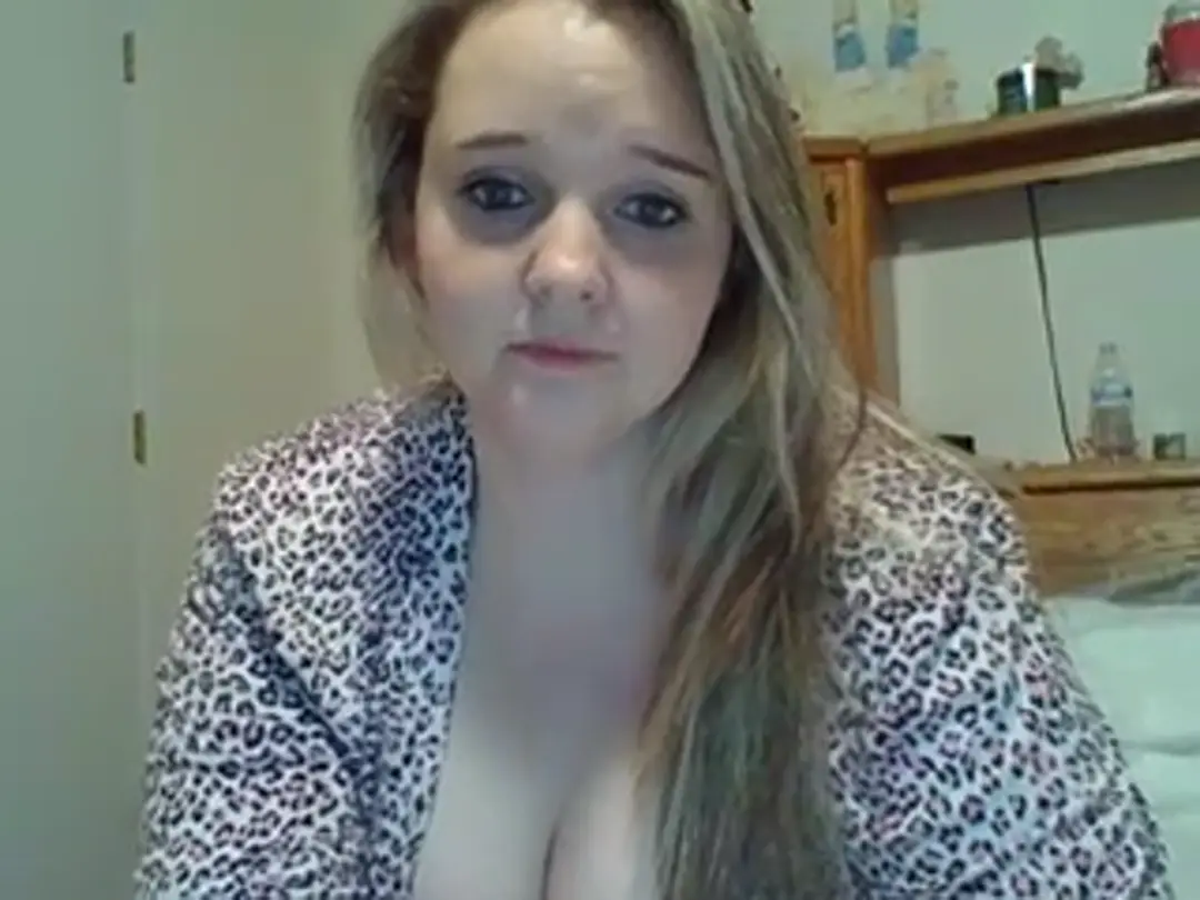 CurvyModel4U show preview