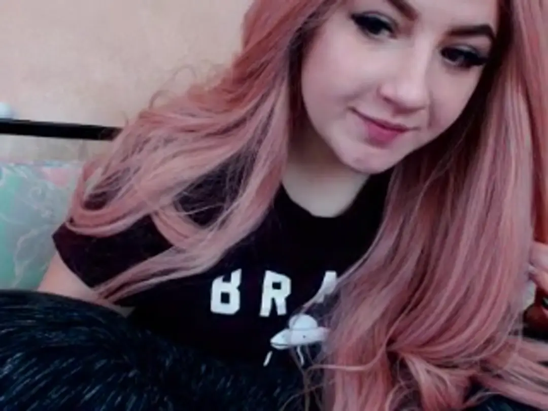 MarisWyn video #70339