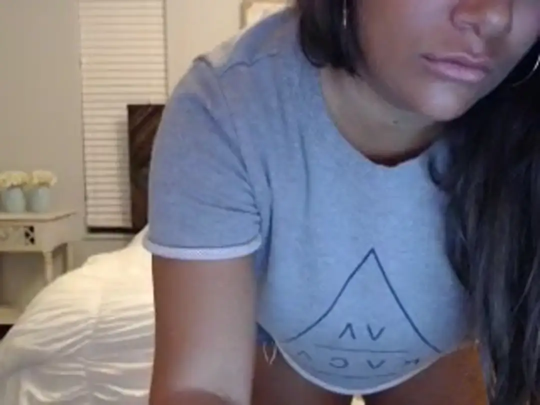 AuroraStone show preview