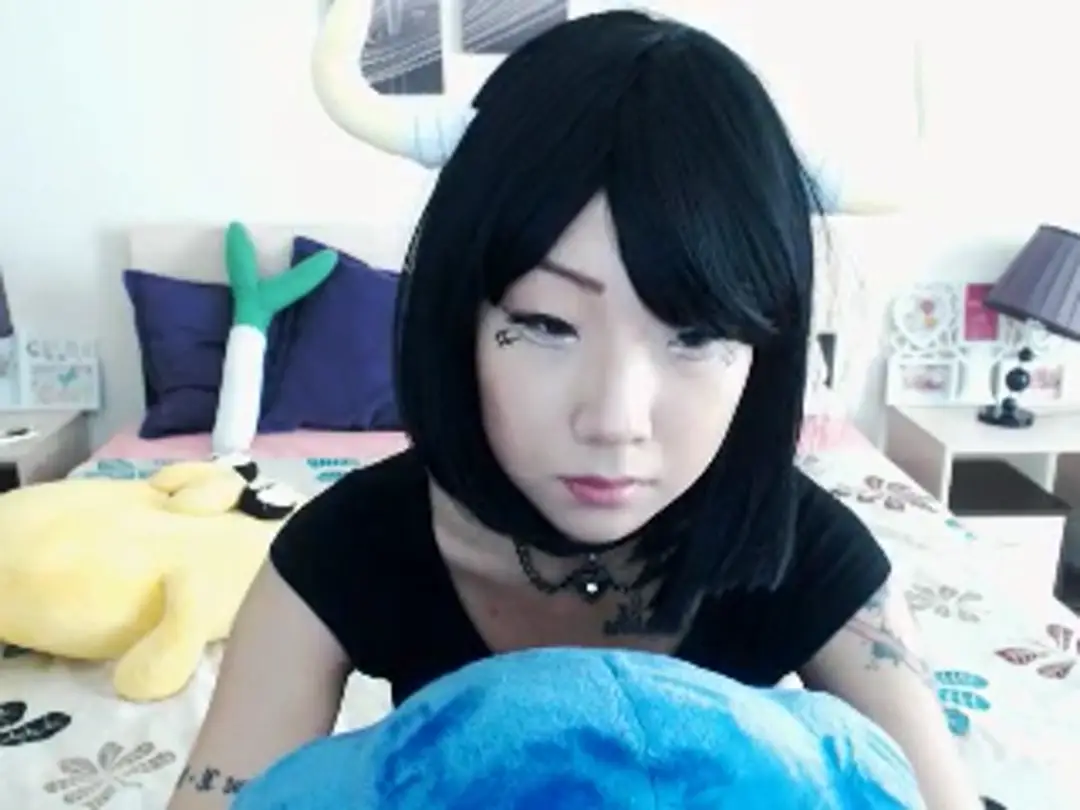 JoanLynn show preview