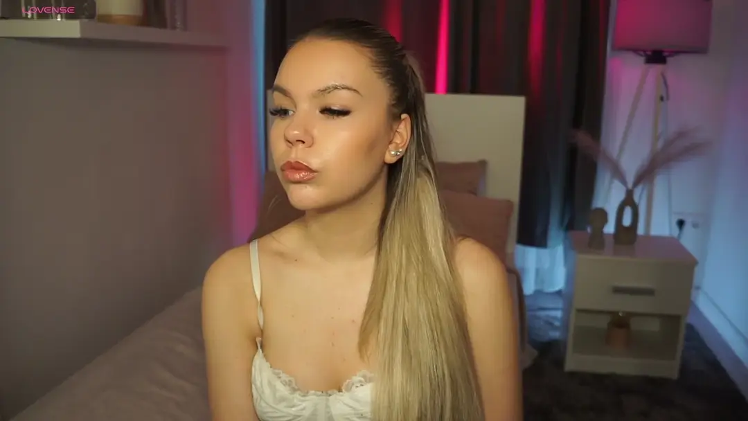 DaisyEverly video #684