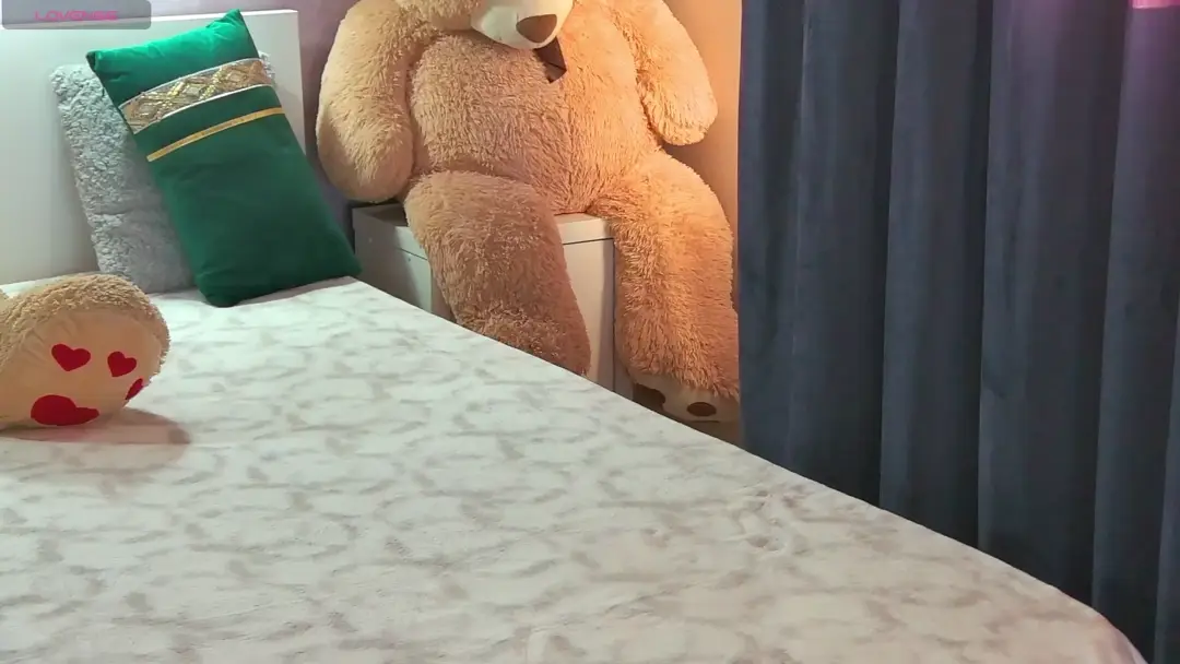 EvelynAisha video #718