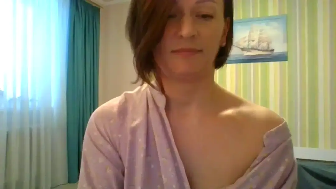 JewelsDoll show preview