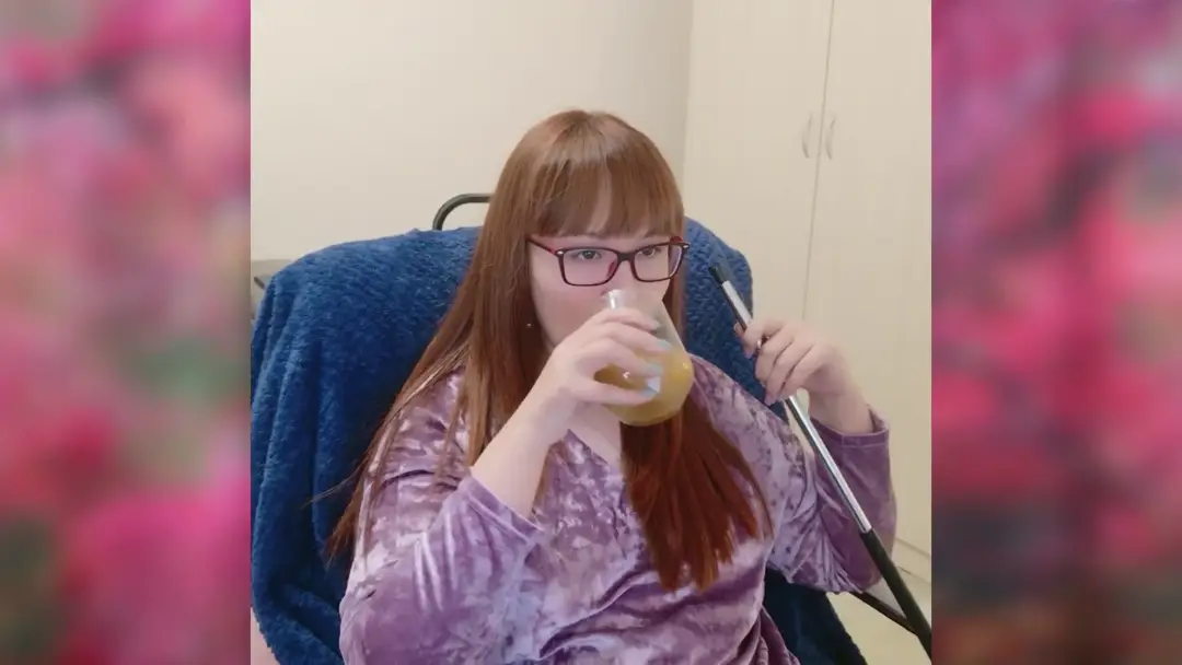 CurvyFox show preview