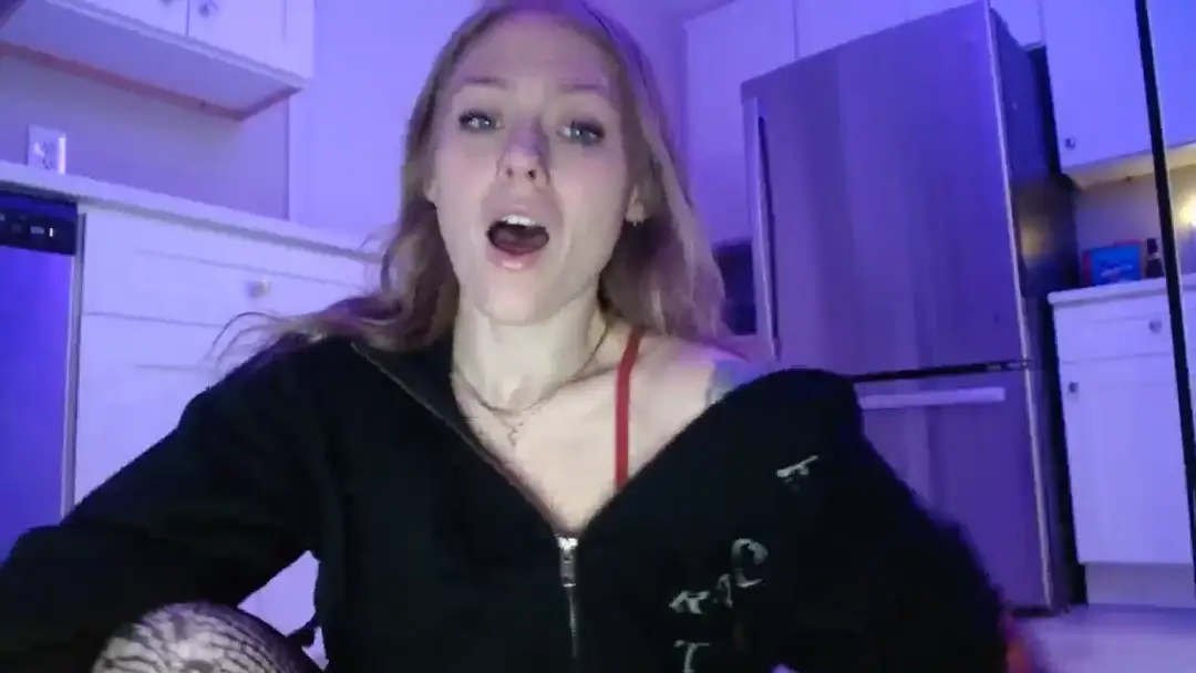 SneakyAlice video #3210