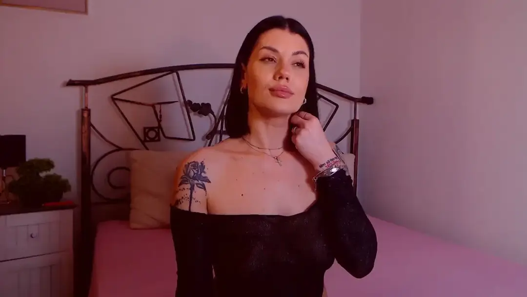 YvonneEverlee video #2331