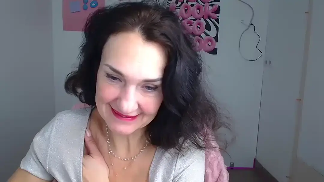 Darkkristina show preview