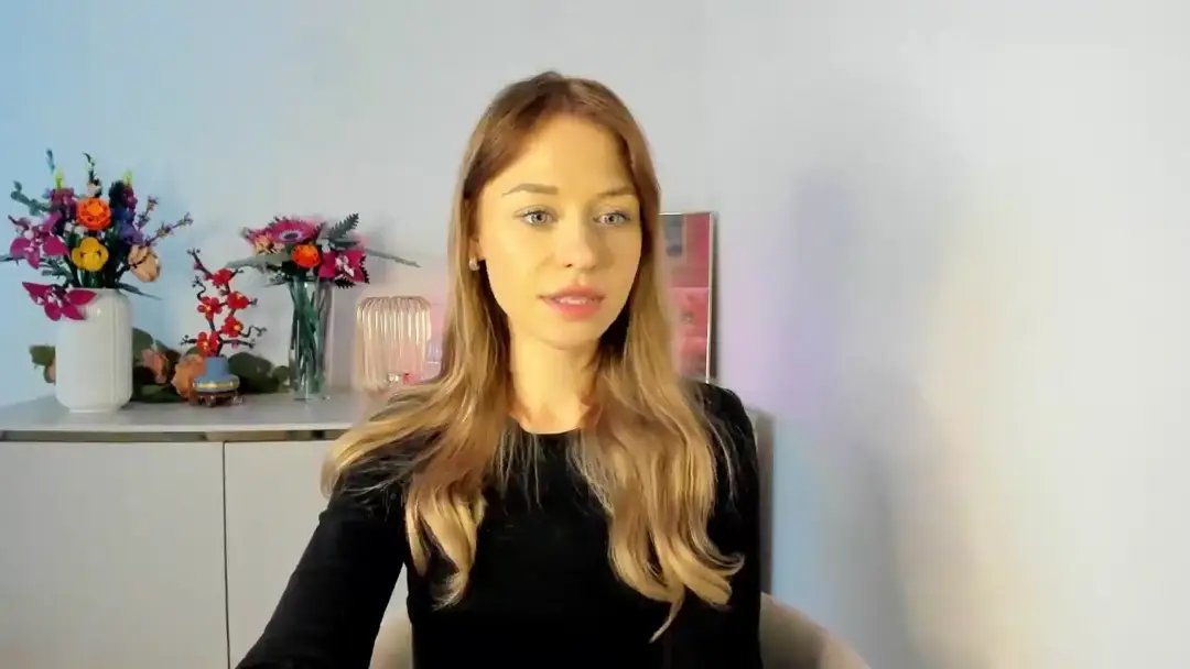 YoursCindy show preview