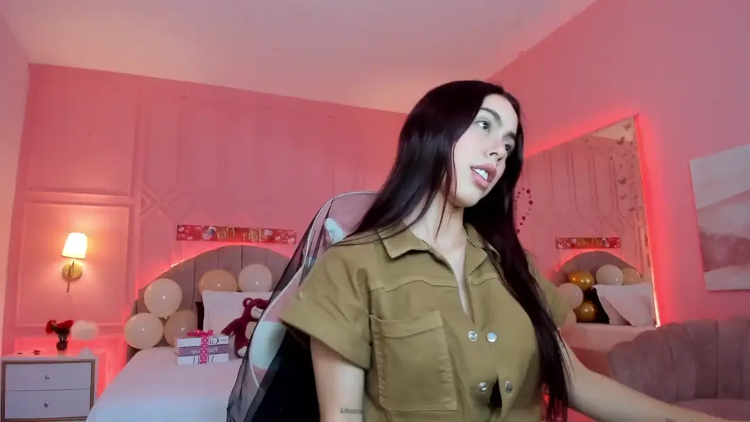 Antonella_28_ show preview