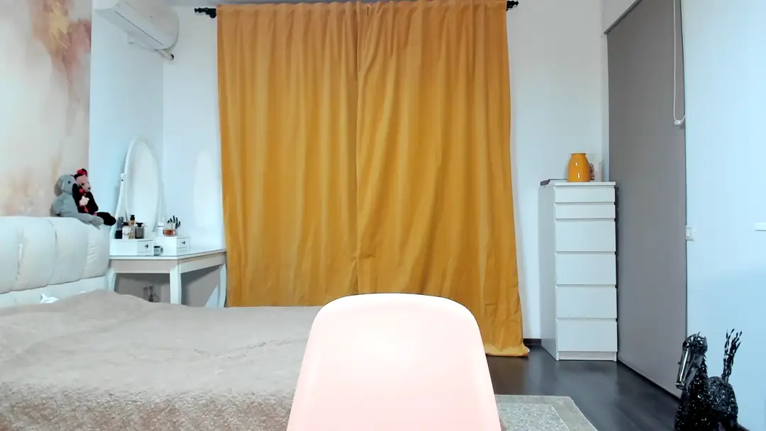 JulyaWild video #4661