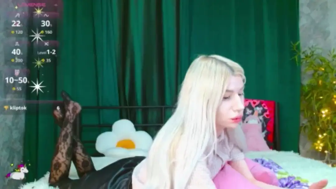 Alison_Moonli video #8001