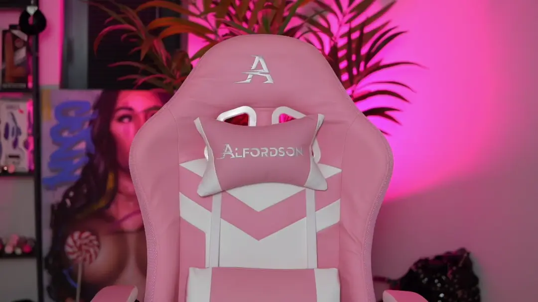 Kimberdee show preview