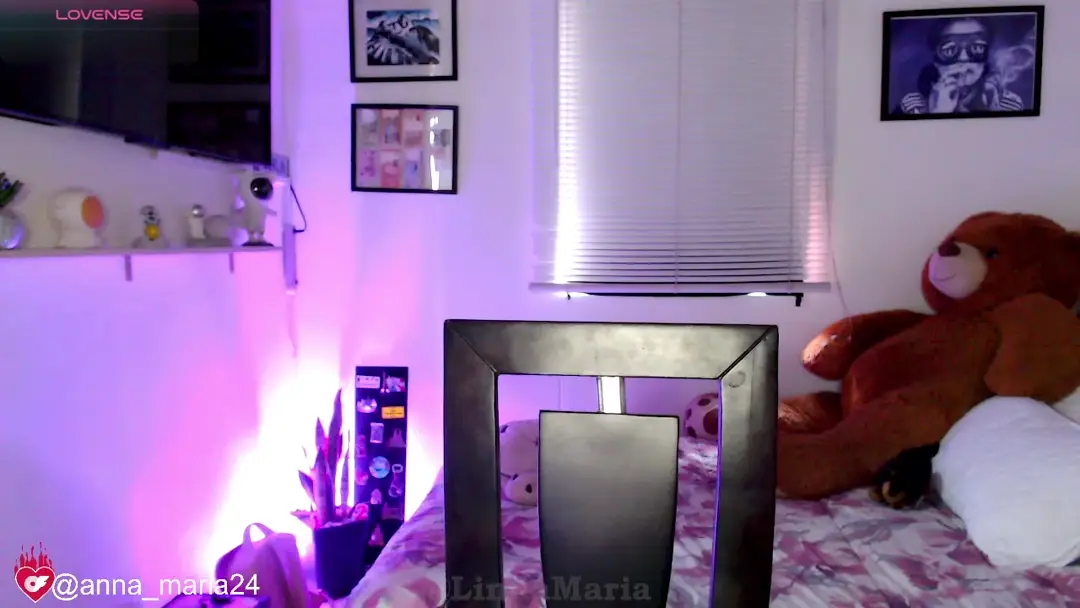 LindaMaria show preview