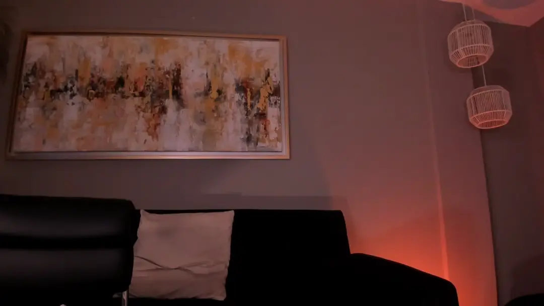 MiaFarrell show preview