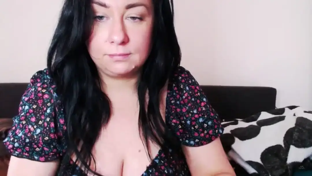 QueenMiss show preview