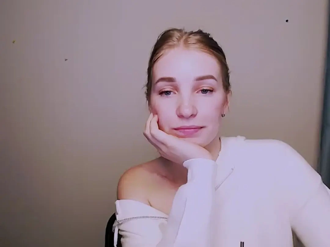 SnowQueen1 show preview