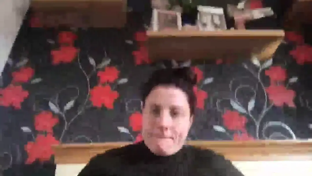 Locket1992 show preview