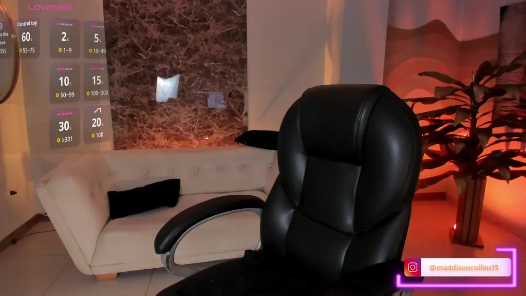 MaddyCollins show preview