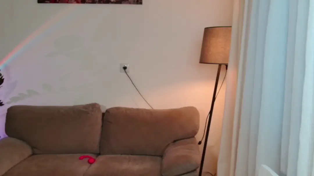 NikkiPie show preview