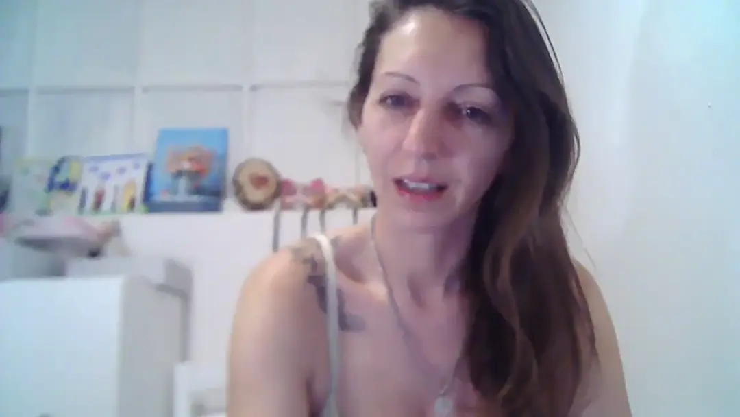 CuteDannica show preview