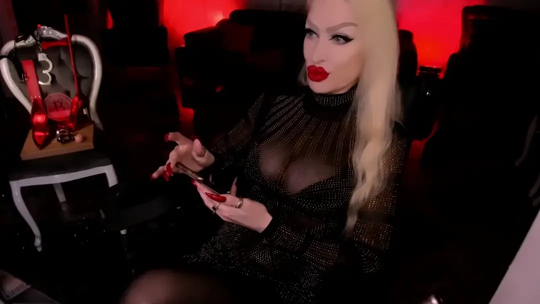 FinDomGod show preview