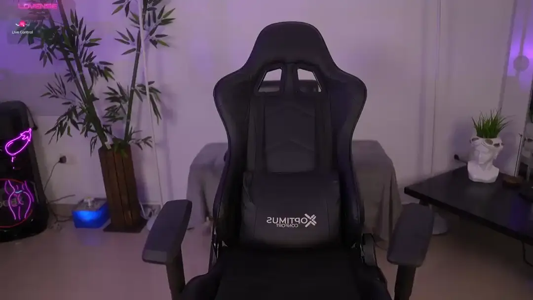 JessicaPrattX show preview