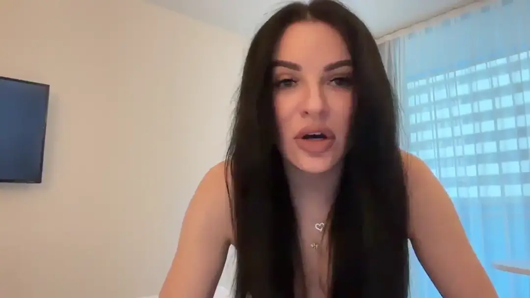 LeleLove69 show preview