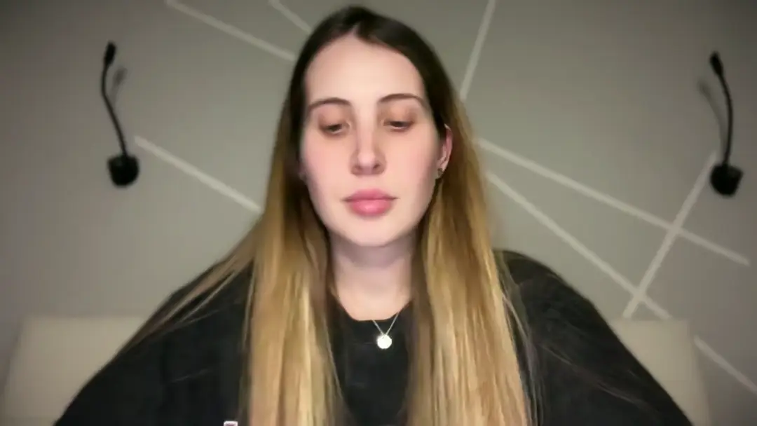 MarryCox show preview