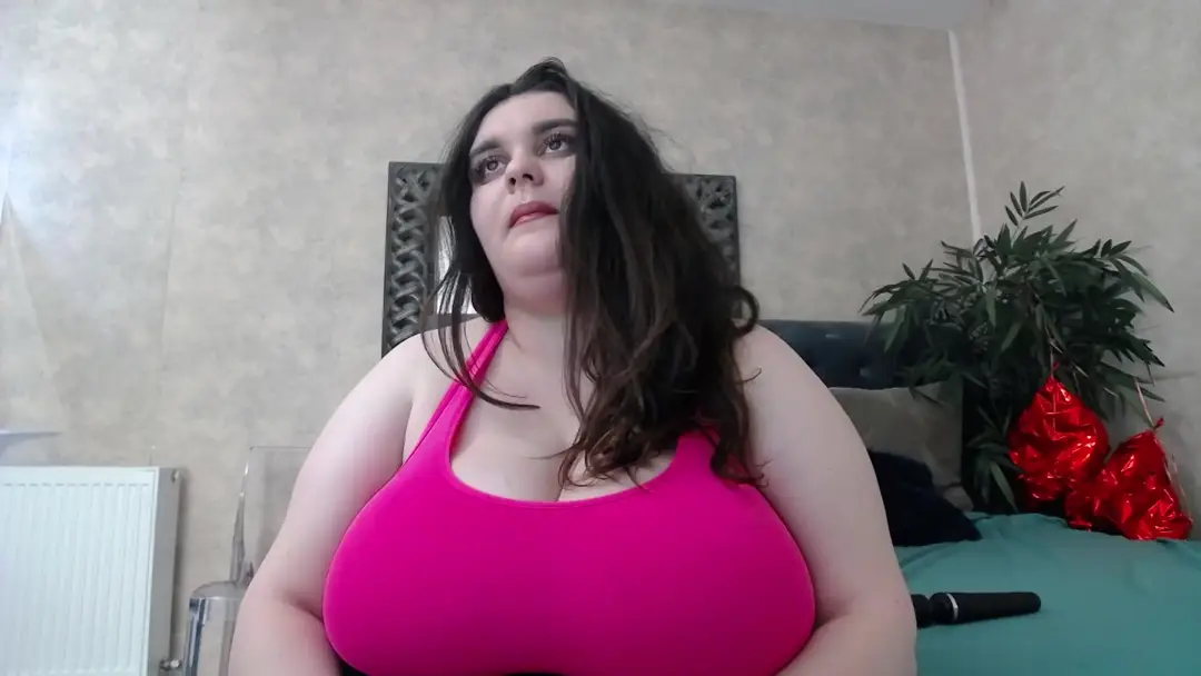 SaraElise show preview