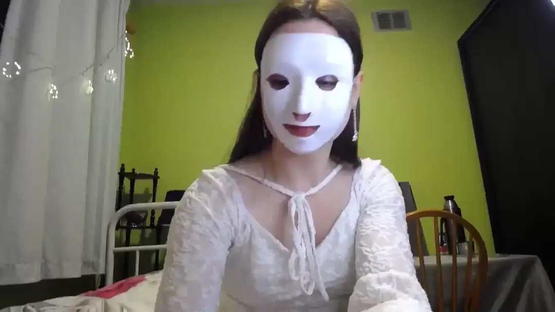 VelvetNyxia show preview