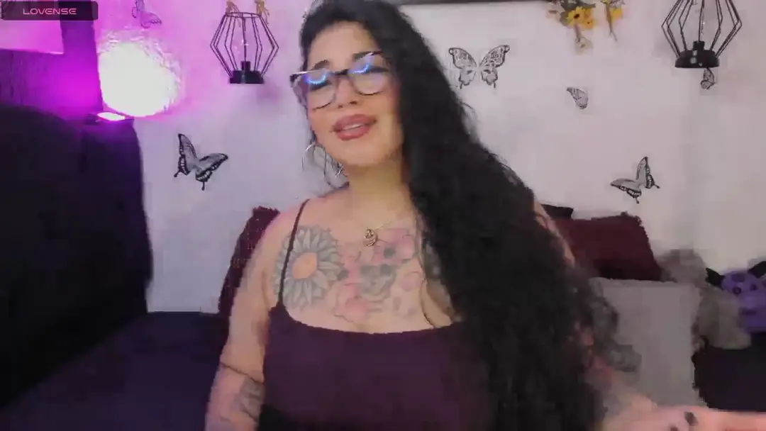 Yoishat777 show preview