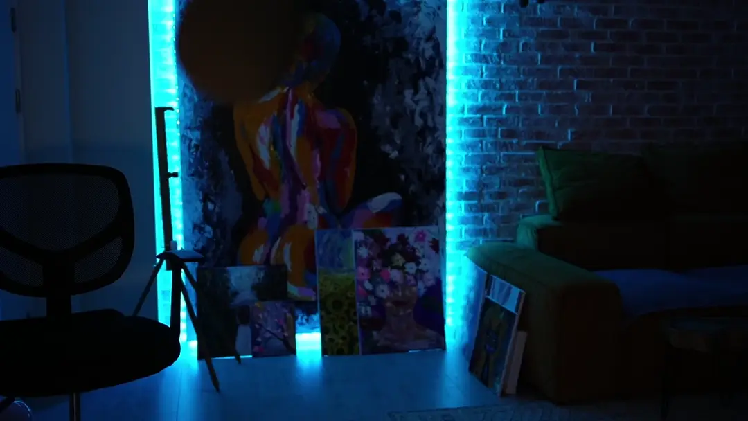 Allie_Synn show preview