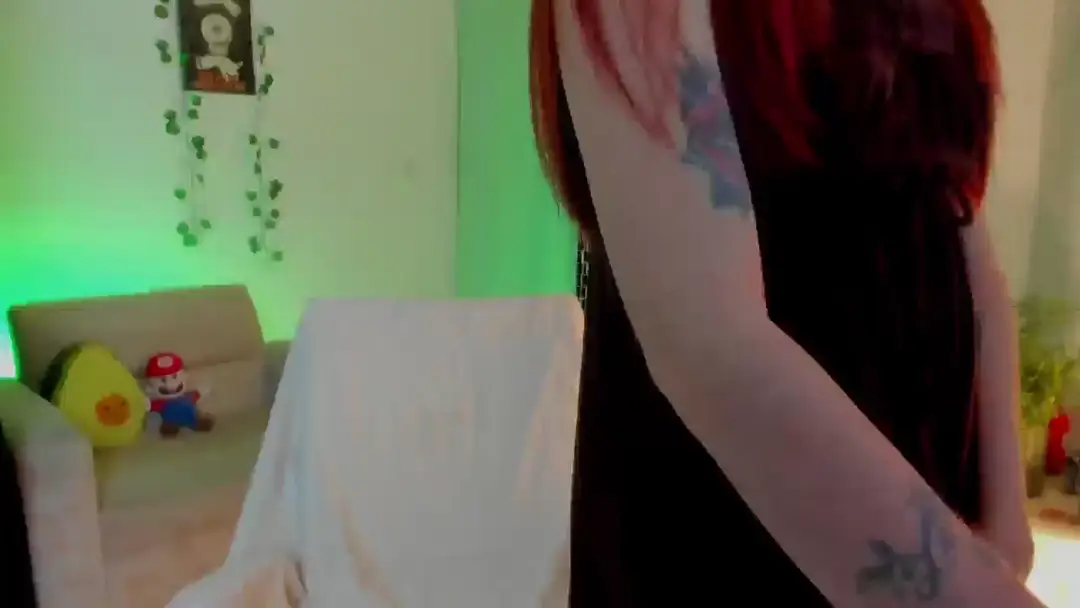 Genesis_white show preview