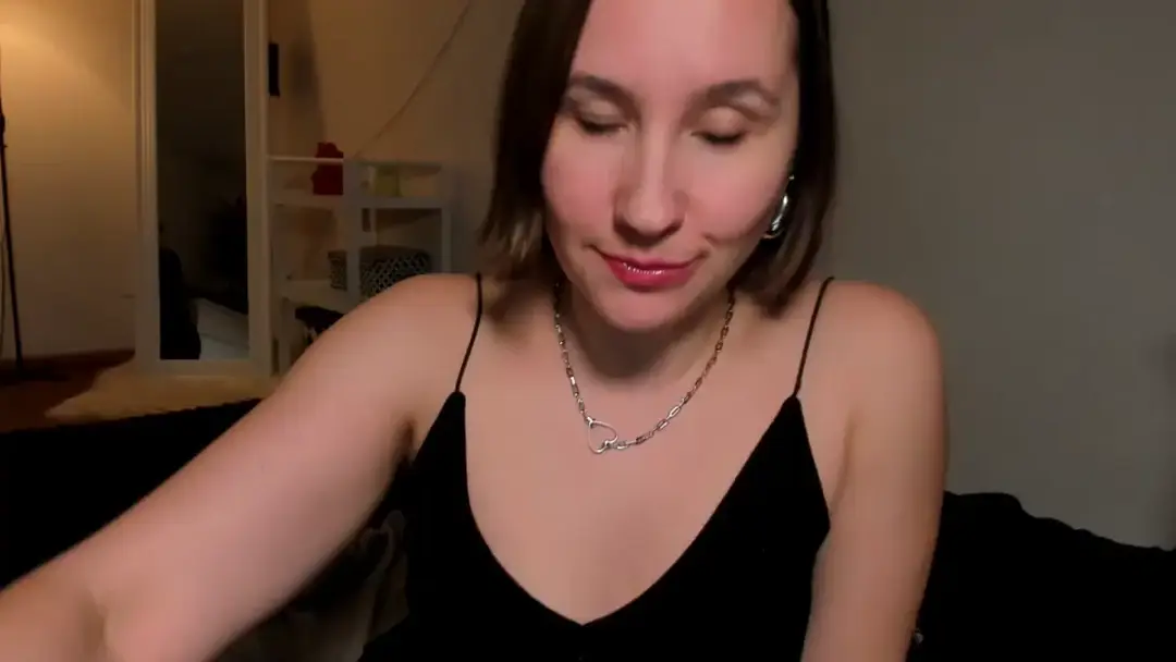 Kristina_lila show preview