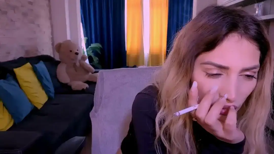 MadieRoberts show preview