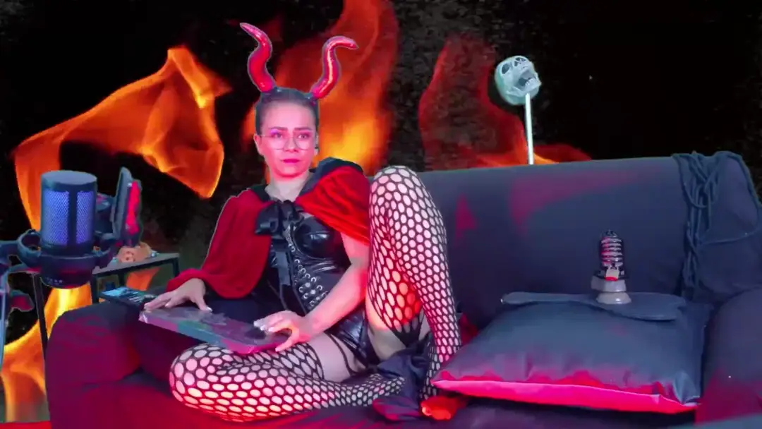 MikasaHack video #16839