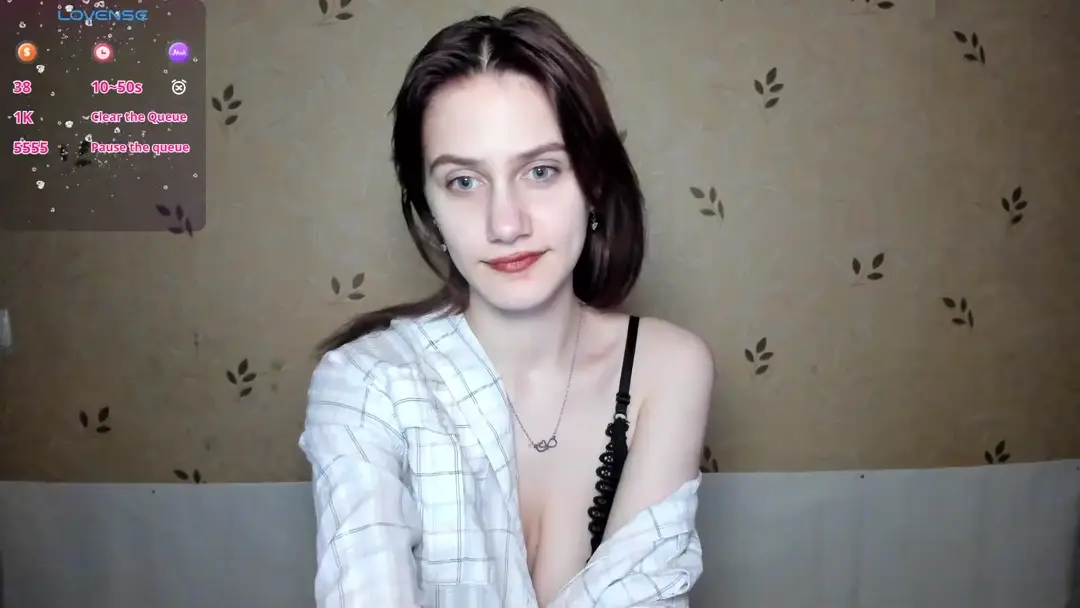 NicoleDaviss show preview