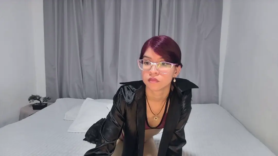 SarahSmitt show preview