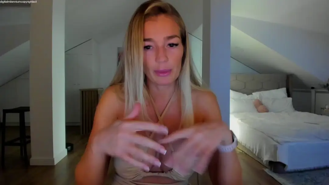 Spicyqueen87 show preview