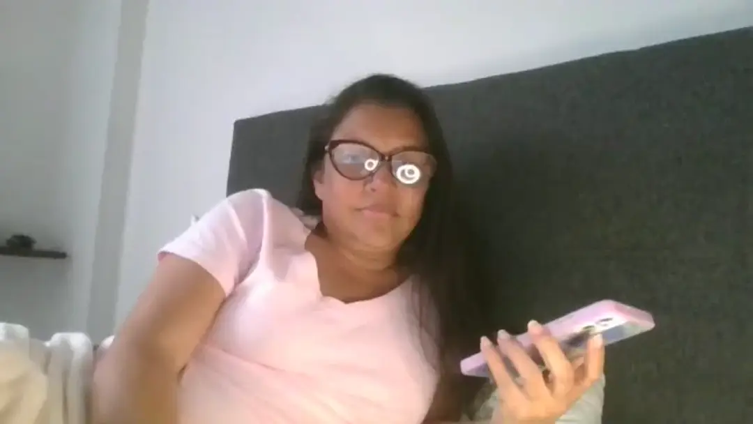 EstelaHot show preview