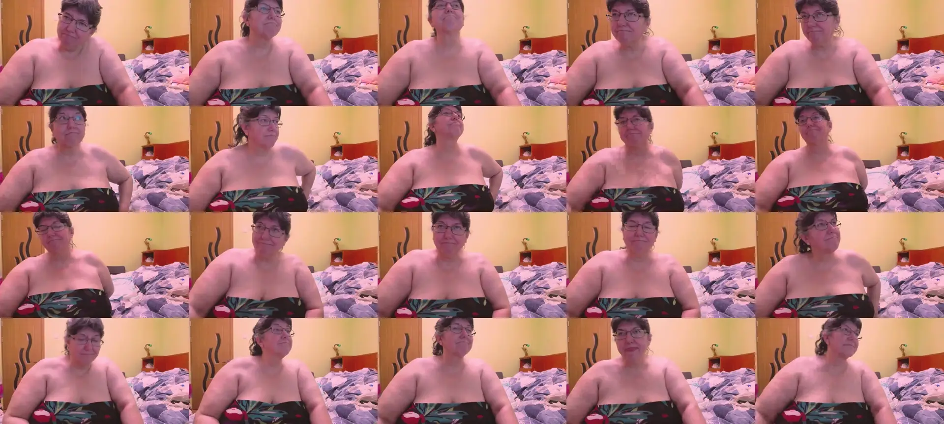 HugeTitsShow photo contact sheet