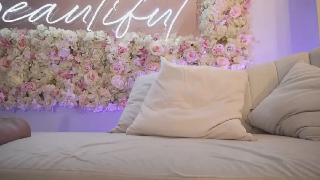 Video #18542 by Sarawinstone_