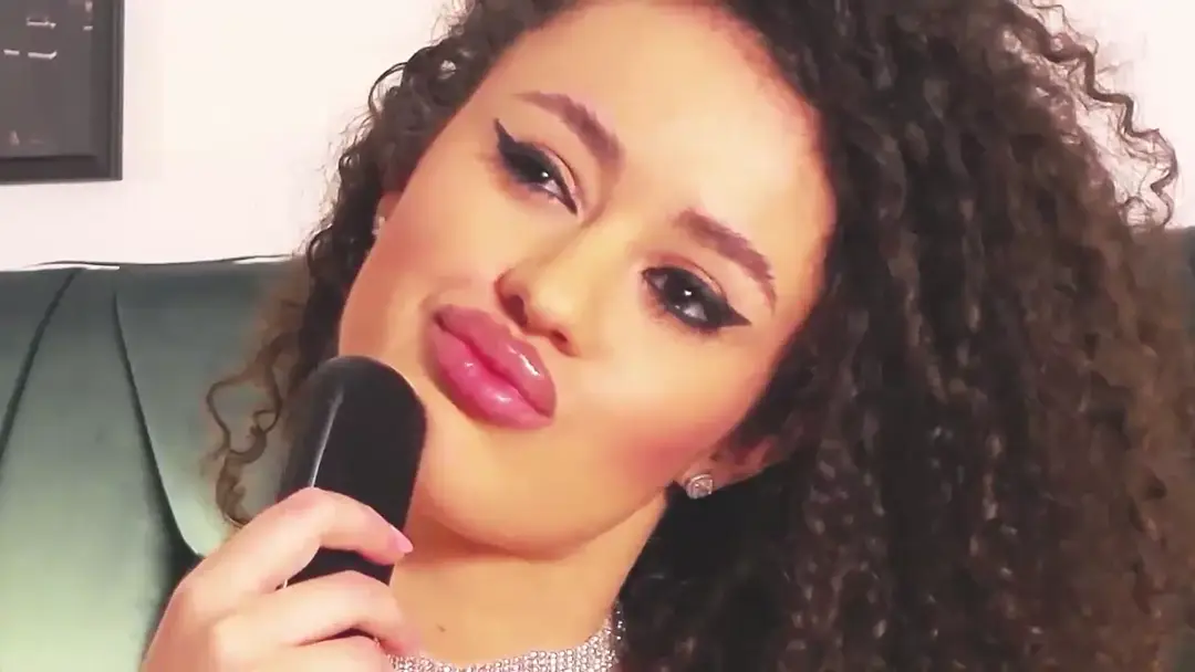 SeleneAurum show preview