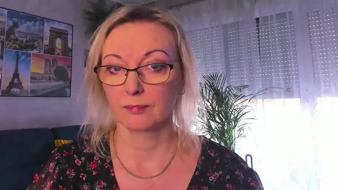 STARvanessa1 show preview