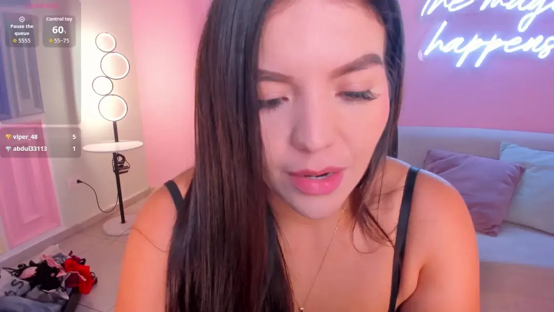 ValeriaRoldan show preview