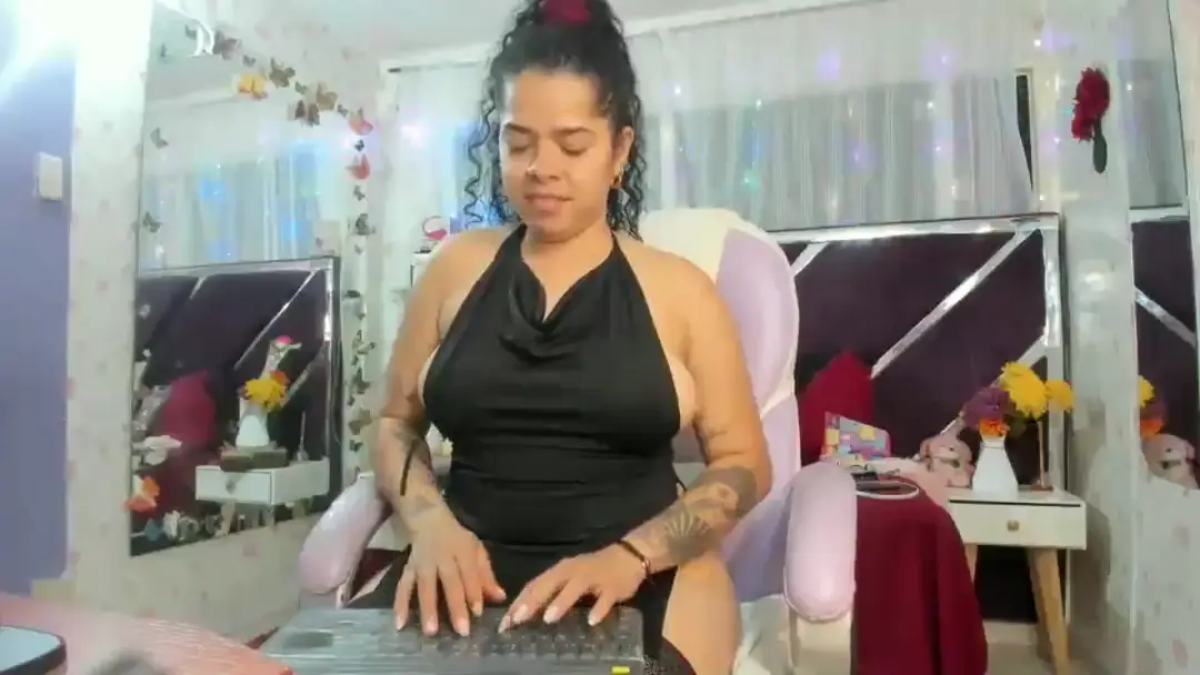 Alexa_cooper show preview