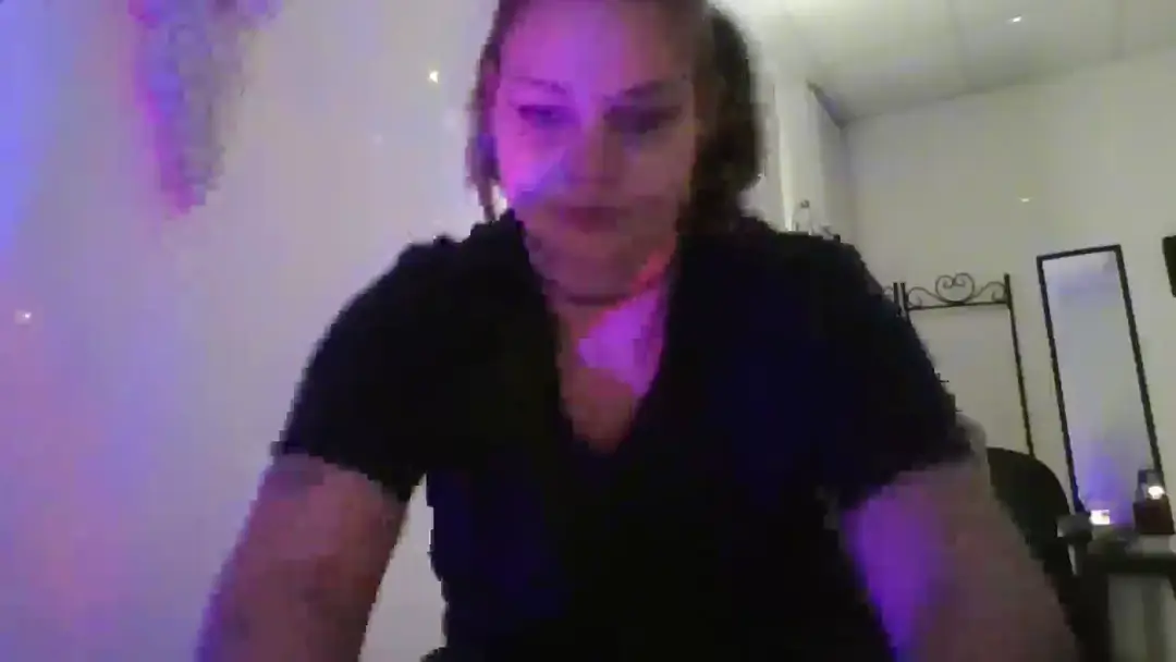 Anitabonghit show preview